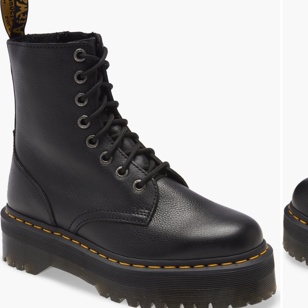 Dr. Martens Jadon Platform Boot 

Worn once!!